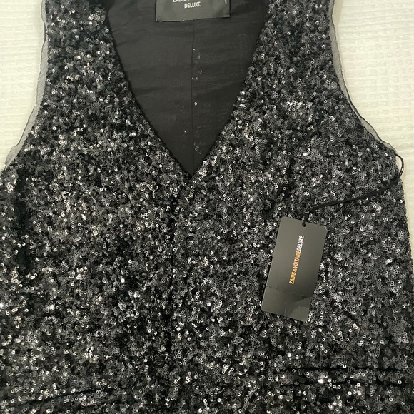 Brand new vest and the strap - Picture 6 of 8